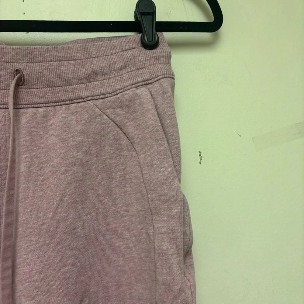 Lululemon Scuba High Rise Joggers 7/8 Length - Picture 6 of 13